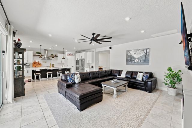 1183 BUSHEL CREEK Crossing, Loxahatchee, FL 33470
