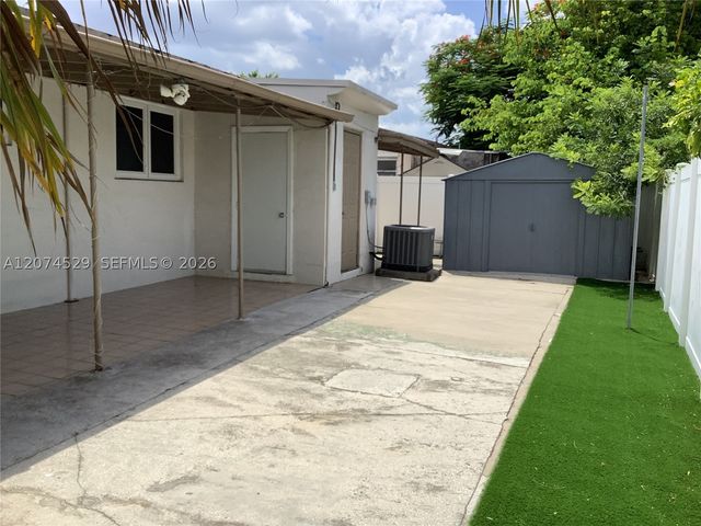 11019 SW 5th St 11019, Sweetwater, FL 33174
