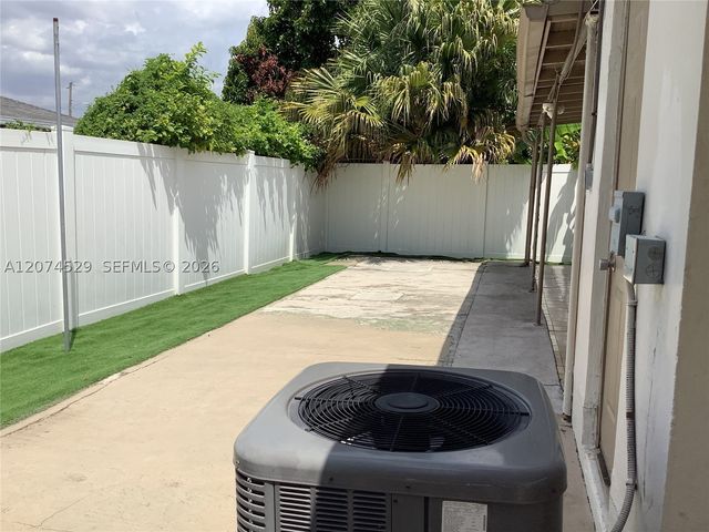 11019 SW 5th St 11019, Sweetwater, FL 33174