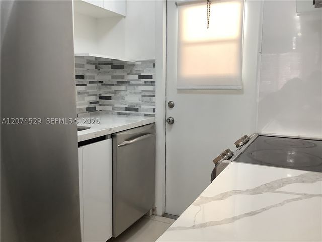 11019 SW 5th St 11019, Sweetwater, FL 33174