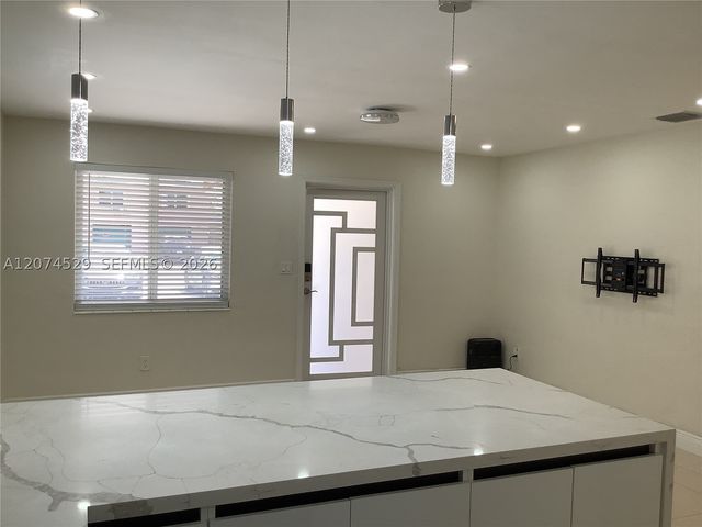 11019 SW 5th St 11019, Sweetwater, FL 33174