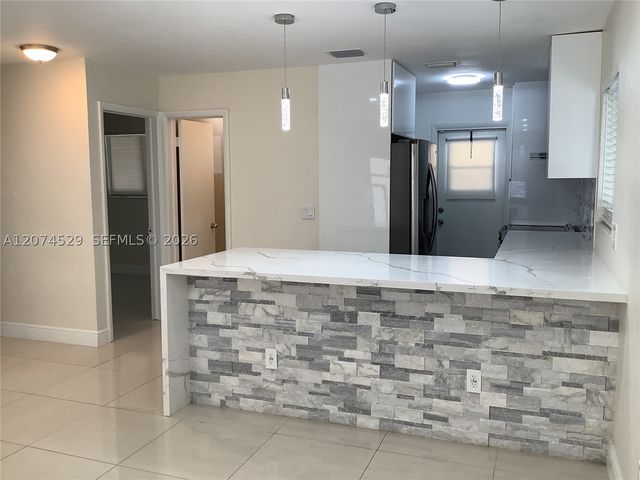 11019 SW 5th St 11019, Sweetwater, FL 33174