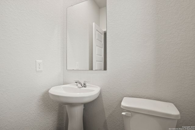 3930 Somerset Shade, San Antonio, TX 78211