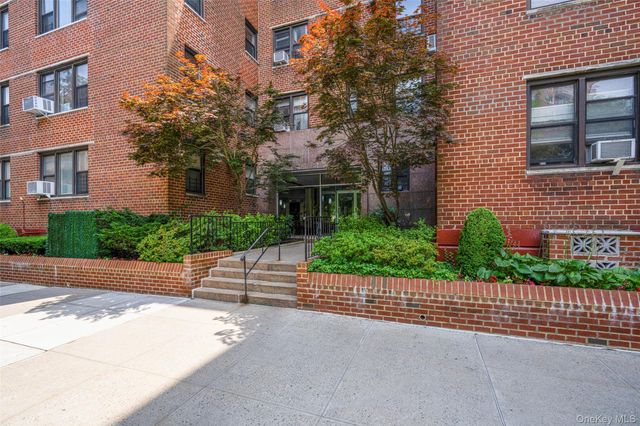 620 W 239th Street 2C, Bronx, NY 10463