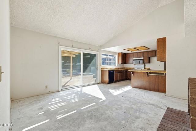 295 E Blue Mountain Way, Claremont, CA 91711