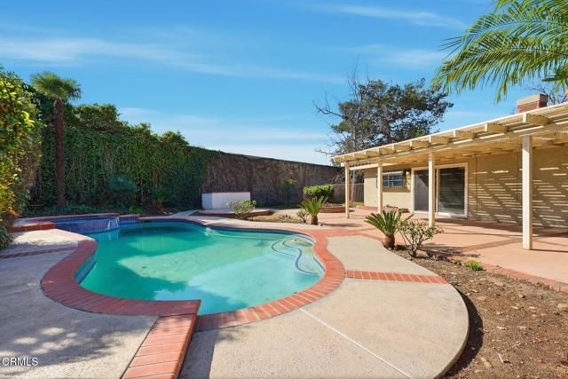 295 E Blue Mountain Way, Claremont, CA 91711