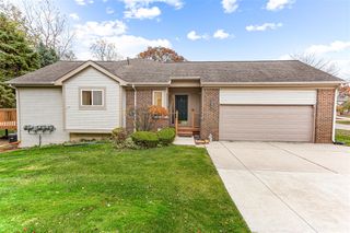 37176 Condor Ct Court, Westland, MI 48185