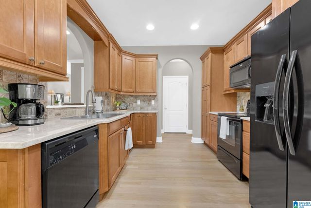 1280 HICKORY VALLEY ROAD, Trussville, AL 35173