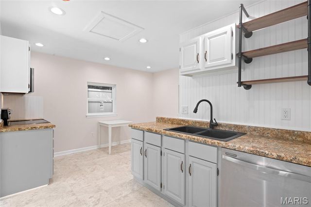 7719 Elton Street, Affton, MO 63123