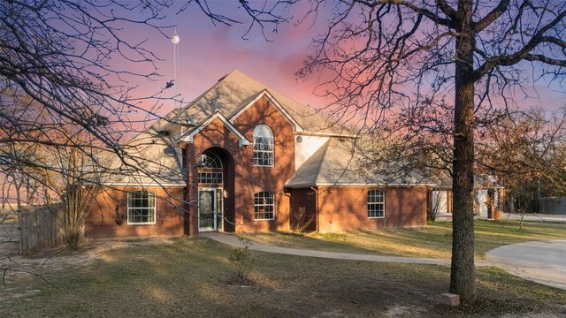 102 County Road 424A, Lorena, TX 76655