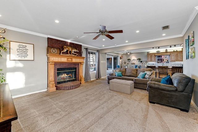 102 County Road 424A, Lorena, TX 76655