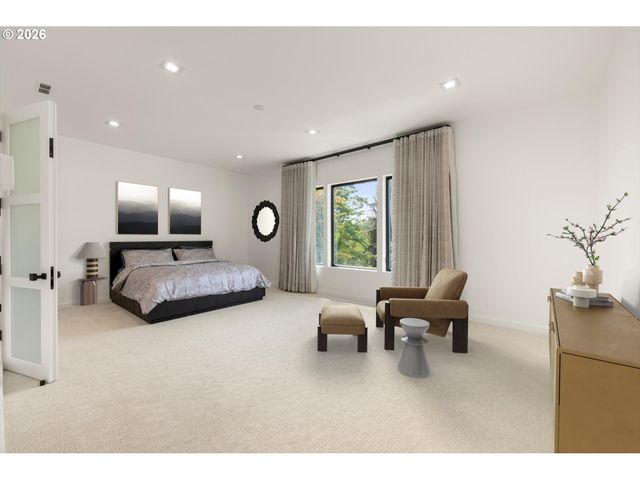 13041 THOMA Rd, Lake Oswego, OR 97034