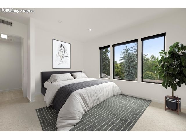 13041 THOMA Rd, Lake Oswego, OR 97034