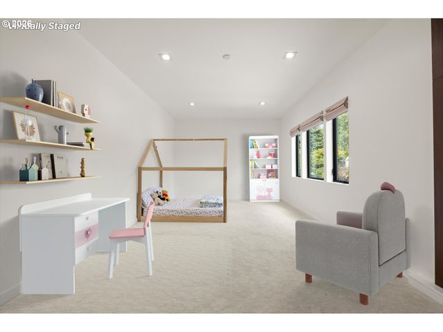 13041 THOMA Rd, Lake Oswego, OR 97034