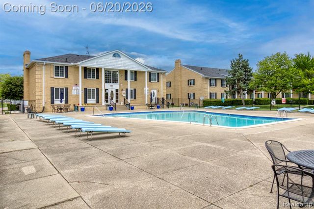11845 Ina Drive, Sterling Heights, MI 48312