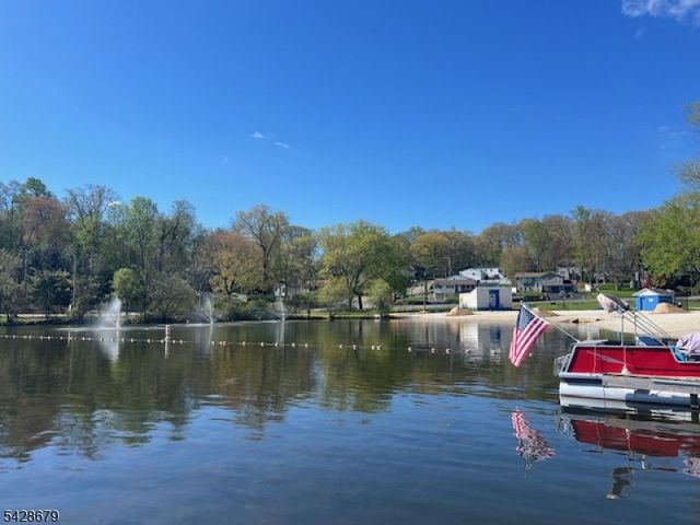 315 Hudson Ave, Hopatcong Boro, NJ 07843