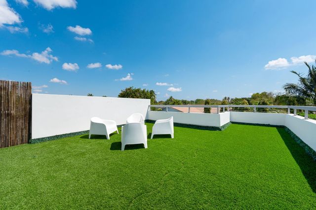 1398 SW 14th Street, Boca Raton, FL 33486