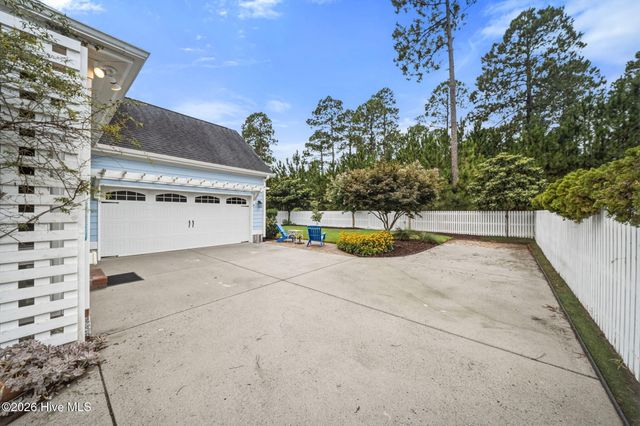 2053 Simmerman Way, Leland, NC 28451