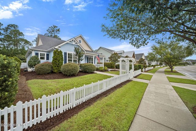 2053 Simmerman Way, Leland, NC 28451