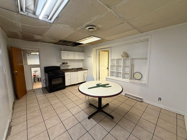 10111 S Ewing Avenue, Chicago, IL 60617
