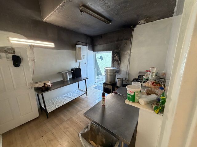 10111 S Ewing Avenue, Chicago, IL 60617