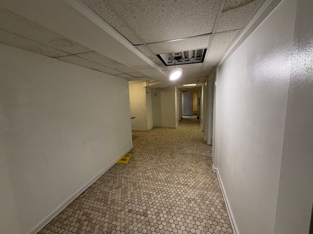10111 S Ewing Avenue, Chicago, IL 60617