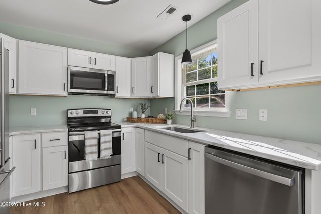 2410 Oban Court, Wilmington, NC 28411