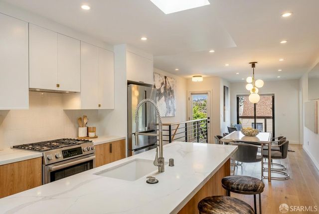 32 Edinburgh Street, San Francisco, CA 94112