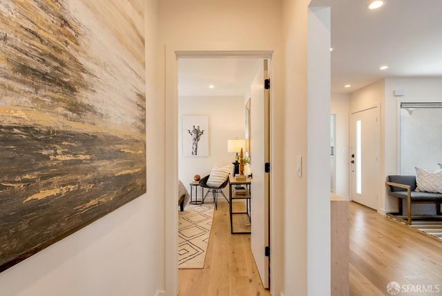 32 Edinburgh Street, San Francisco, CA 94112