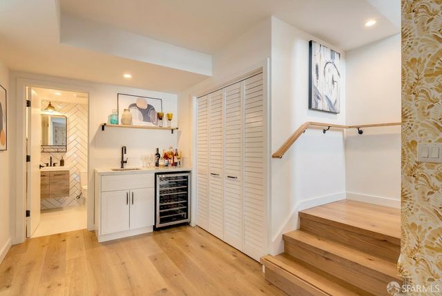 32 Edinburgh Street, San Francisco, CA 94112