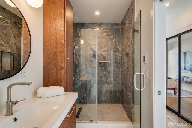 32 Edinburgh Street, San Francisco, CA 94112