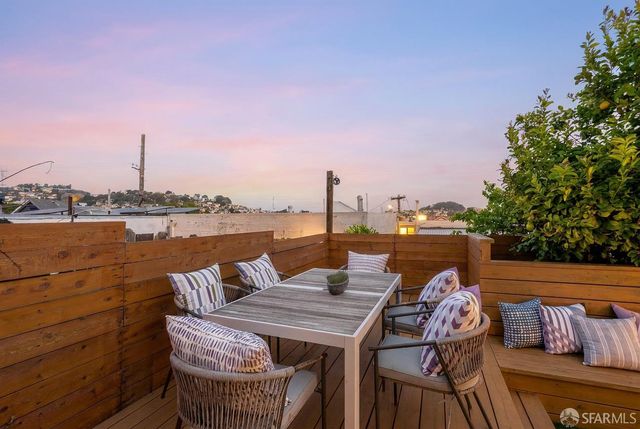 32 Edinburgh Street, San Francisco, CA 94112
