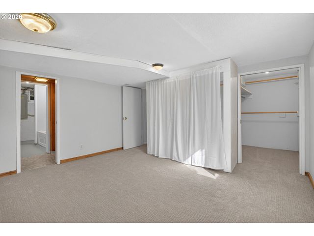 6971 N VINCENT Ave, Portland, OR 97217