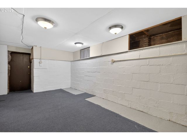 6971 N VINCENT Ave, Portland, OR 97217