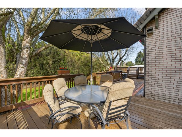 6971 N VINCENT Ave, Portland, OR 97217