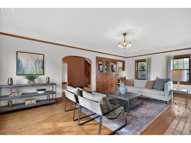 6971 N VINCENT Ave, Portland, OR 97217