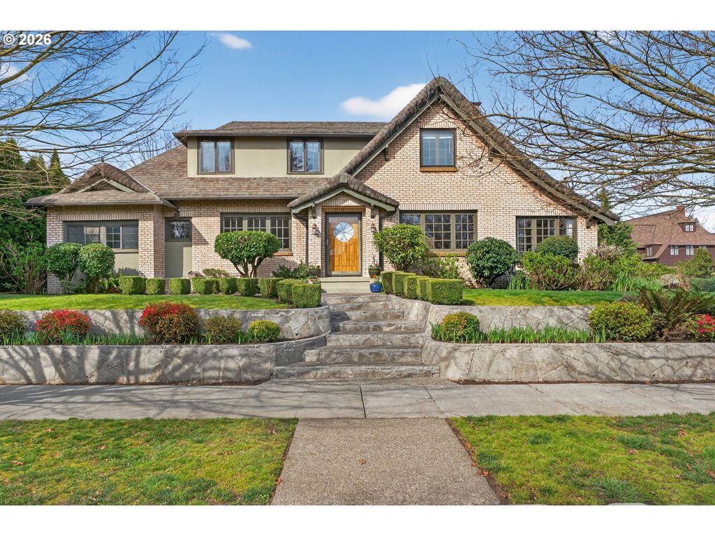 6971 N VINCENT Ave, Portland, OR 97217
