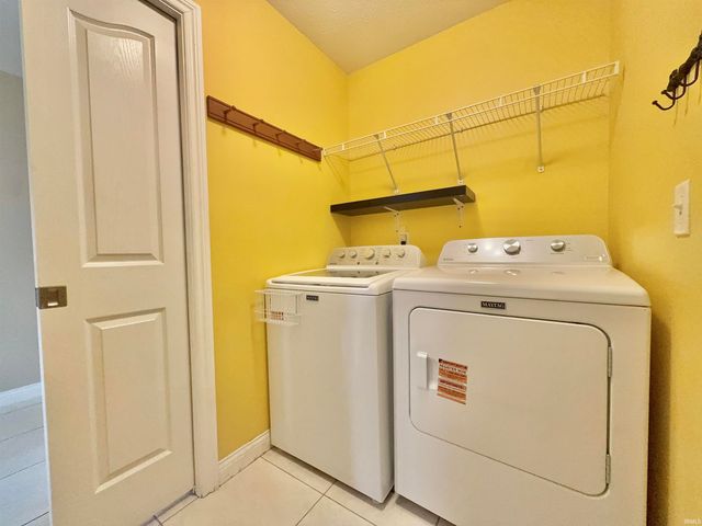 10644 Tecumseh Drive, Newburgh, IN 47630