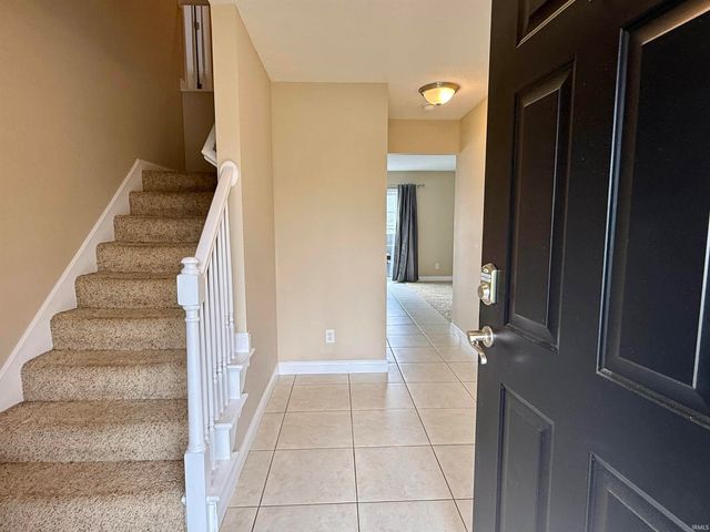 10644 Tecumseh Drive, Newburgh, IN 47630