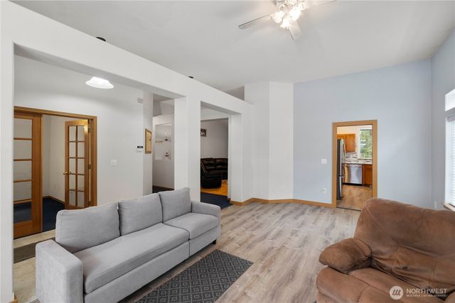 15918 256th Avenue E, Buckley, WA 98321