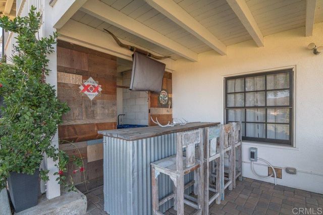 2187 Mil Sorpresas Drive, Fallbrook, CA 92028