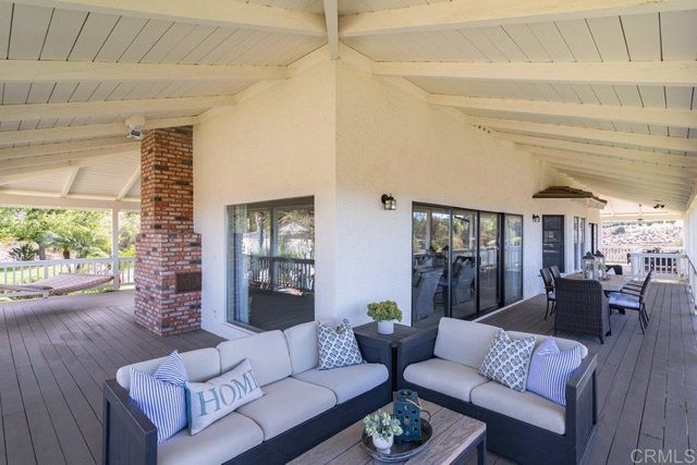 2187 Mil Sorpresas Drive, Fallbrook, CA 92028