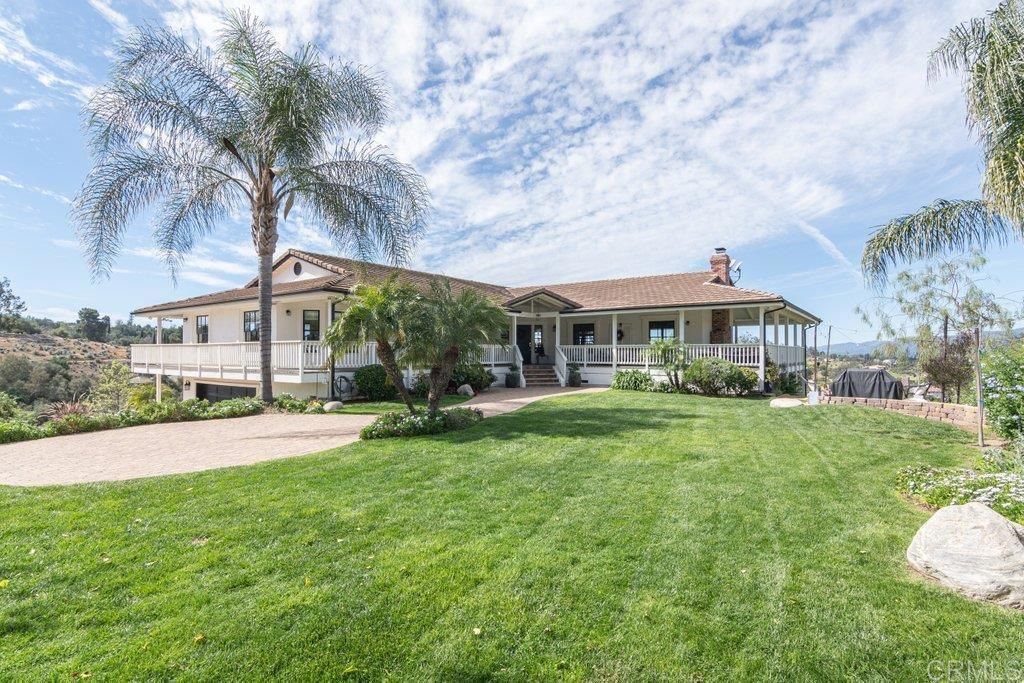 2187 Mil Sorpresas Drive, Fallbrook, CA 92028