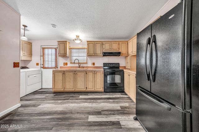 19401 N 7TH Street 142, Phoenix, AZ 85024