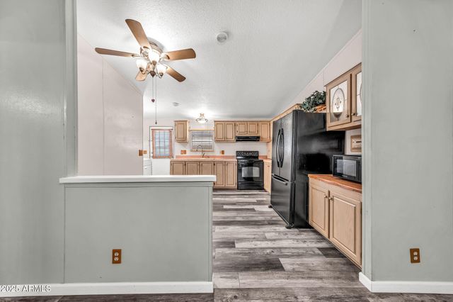 19401 N 7TH Street 142, Phoenix, AZ 85024