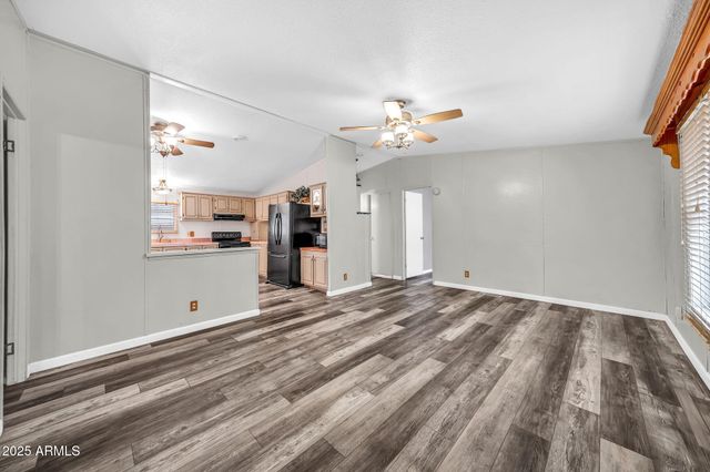 19401 N 7TH Street 142, Phoenix, AZ 85024