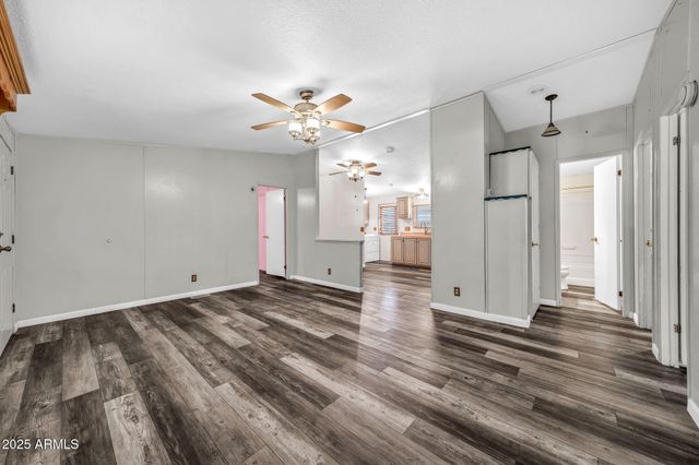 19401 N 7TH Street 142, Phoenix, AZ 85024