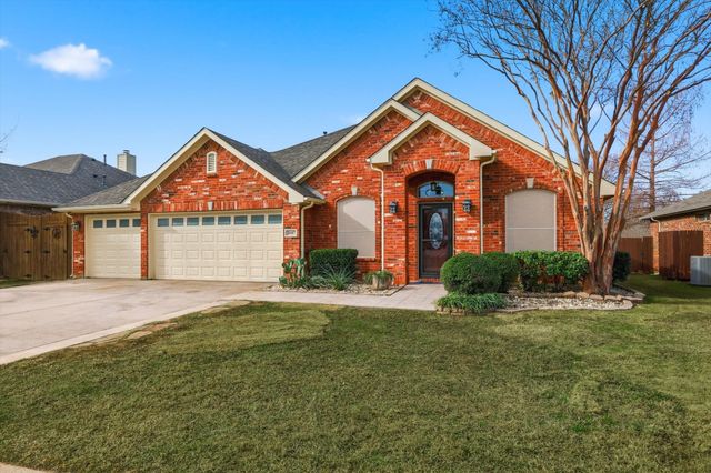 2607 Parkridge Drive, Corinth, TX 76210
