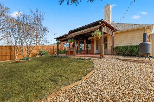 2607 Parkridge Drive, Corinth, TX 76210