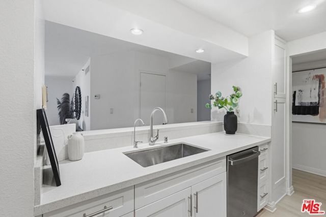 600 W 9th Street 513, Los Angeles, CA 90015